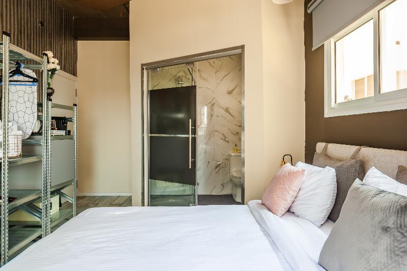 Beach Boutique Hotel And Spa By Tlv Hotels Tel Aviv Exterior photo